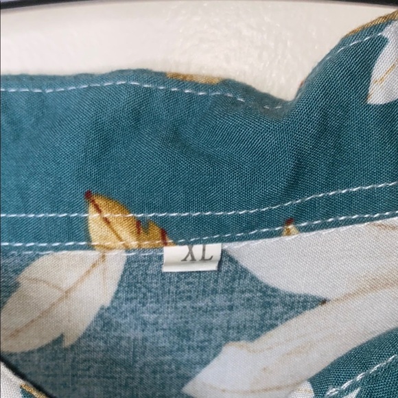 SHEIN Green and White Casual Button Down Shirt with Tropical Print - Picture 6 of 7